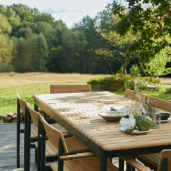 Skagerak Pelago Spisebord Teak Mørk Grønn 214x90 Cm -hemma butik 2023 2022 02 07 15 29 32