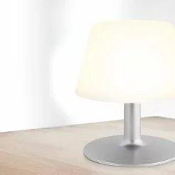Eva Solo Sunlight Bordslampa Solceller 24,5cm -hemma butik 2023 571370 lounge small 2 1920x886 1