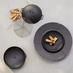 Cane-line Ember Bålpanne Stor -hemma butik 2023 cl holte 2021 748 11100 b9fe95a2 7789 4566 9482 f5e2f429c6d0.jpg