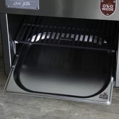 Otto Wilde Ottos Drypebräda -hemma butik 2023 fettfangschale in grill halb herausgezogen mood quadratisch 900x