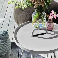 Cane-line Sidobord I Farten Litet -hemma butik 2023 on the move 0004 on the move light grey 1571336101