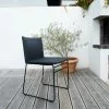 Ygg & Lyng Kyst Utendørs Spisestol Shadow -hemma butik 2023 s outdoor diningchair kyst shadow 01 scaled e1615545045913